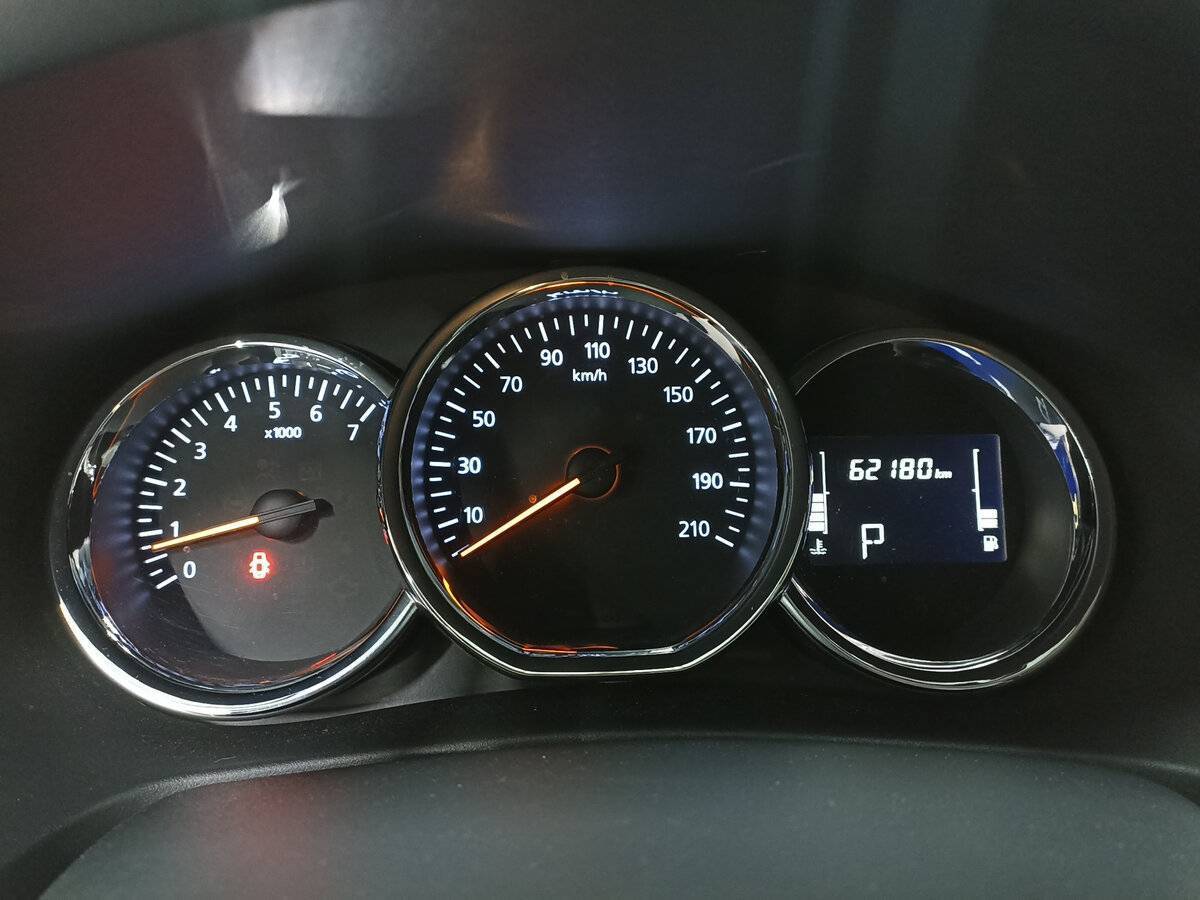 Б/У Рено Логан 2020 года. Фото: #12