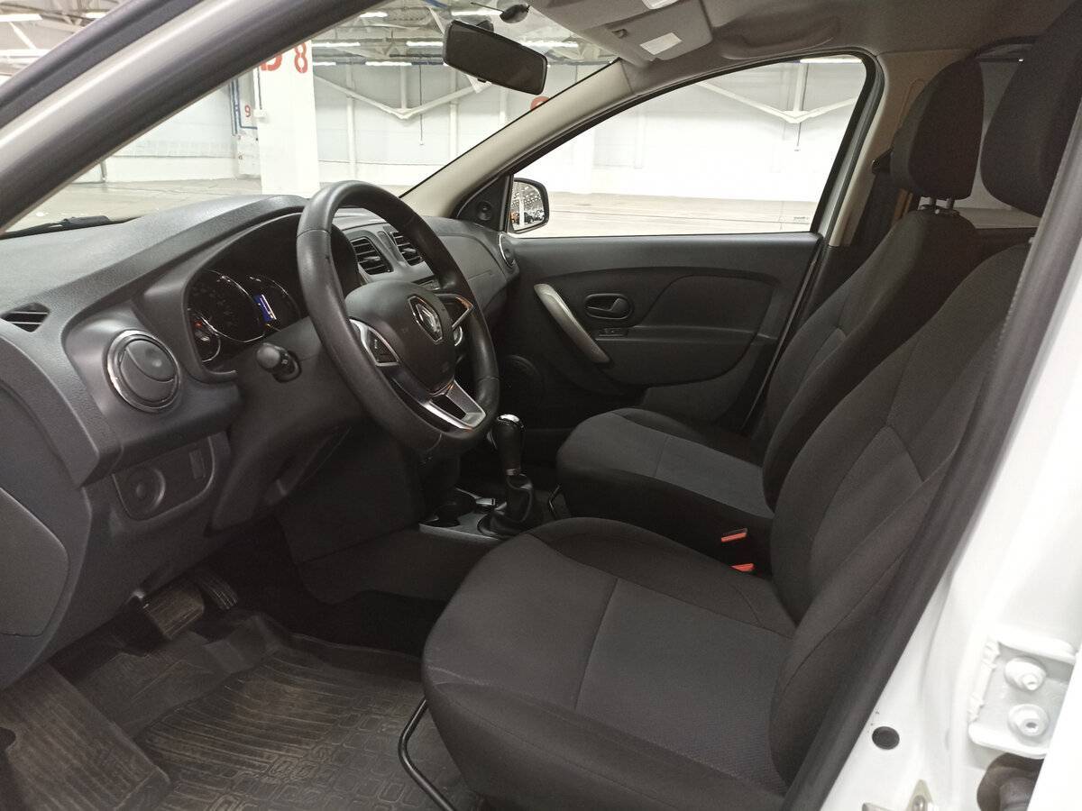 Б/У Рено Логан 2020 года. Фото: #15