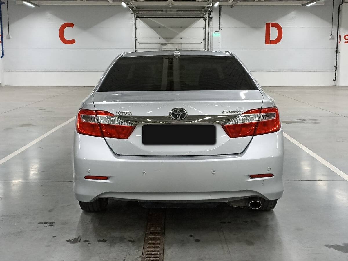 Б/У Тойота Камри 2014 года. Фото: #5