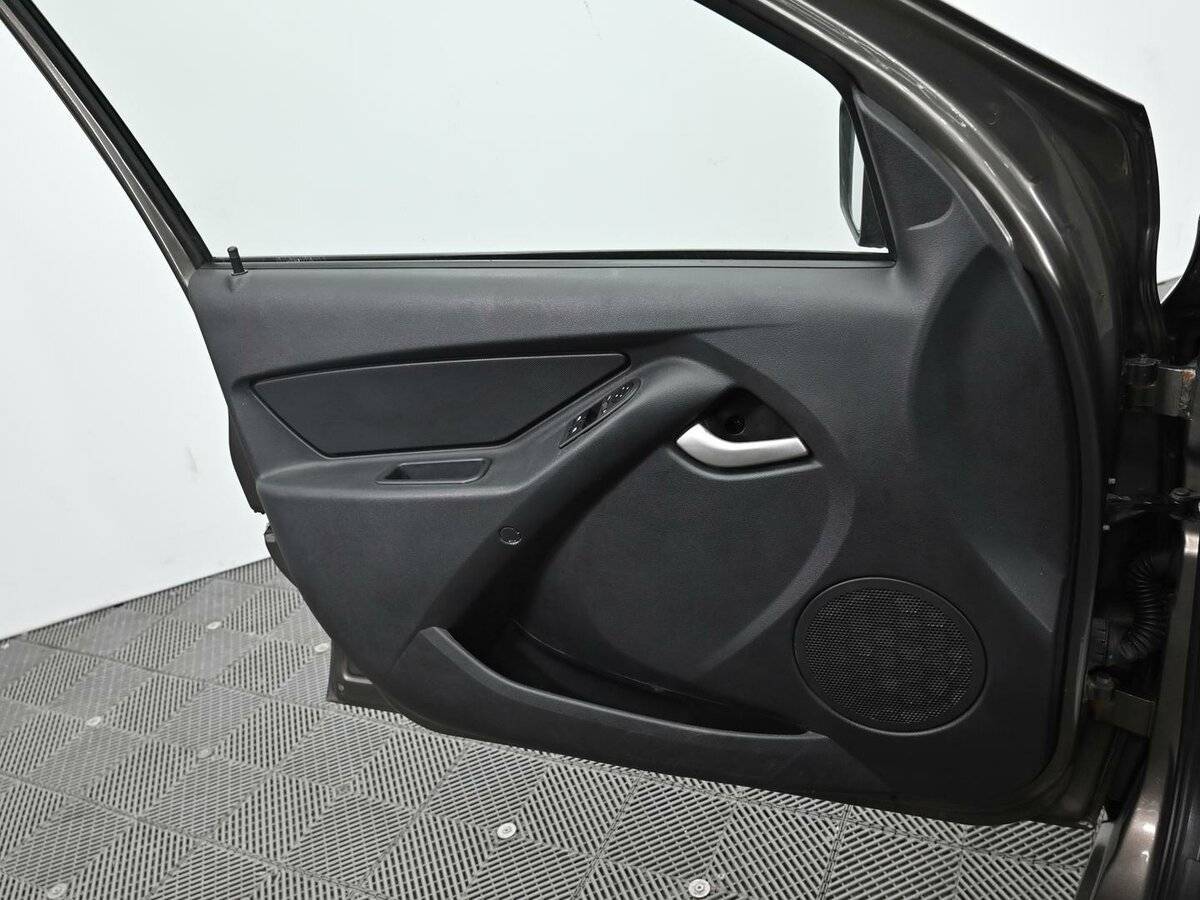 Б/У Лада (ВАЗ) Гранта 2019 года. Фото: #6