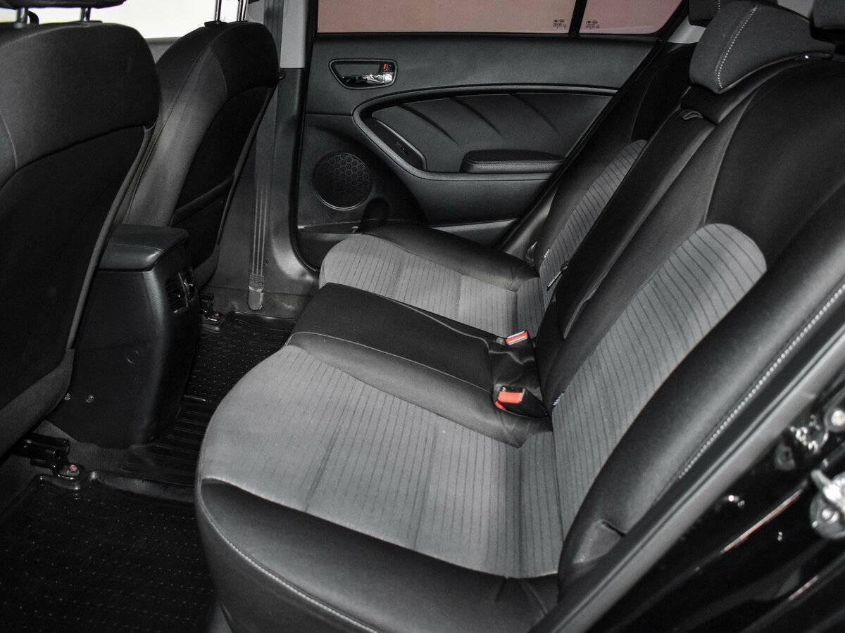 Б/У Киа Церато 2018 года. Фото: #11