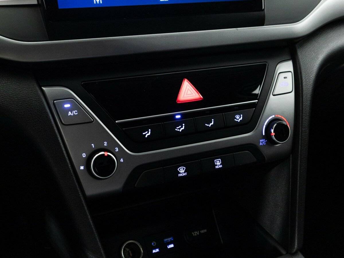 Б/У Хендай Елантра 2016 года. Фото: #15