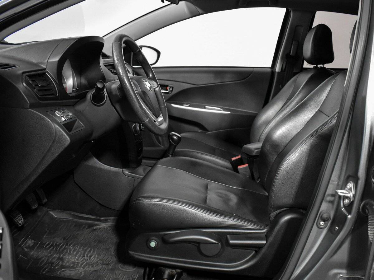 Б/У Лифан Икс50 2017 года. Фото: #6