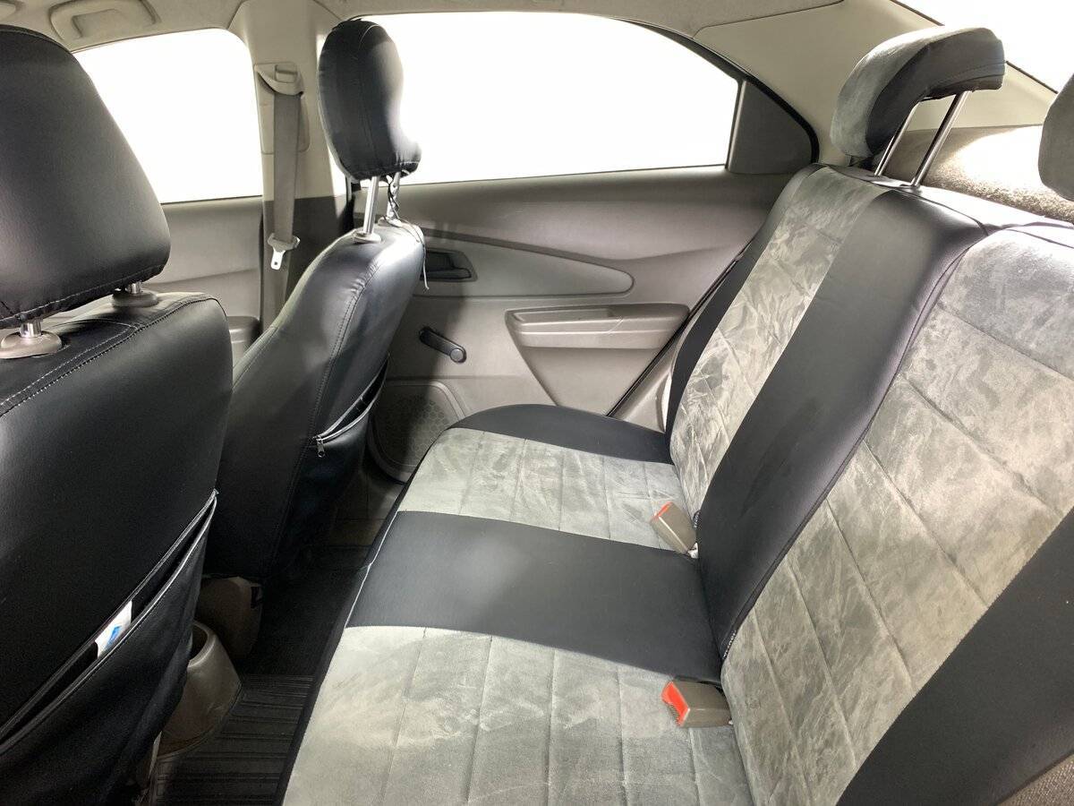 Б/У Шевроле Кобальт 2013 года. Фото: #17