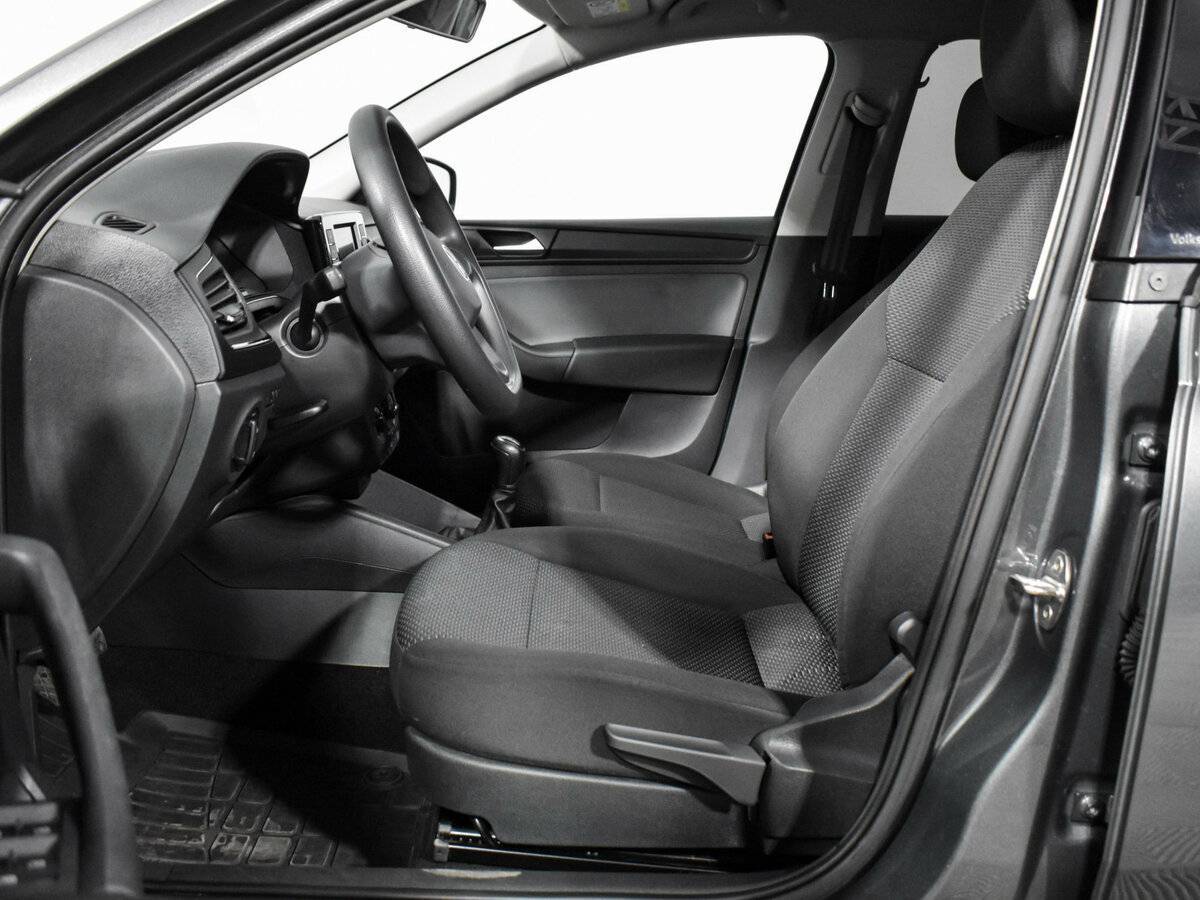 Б/У Фольксваген Поло 2021 года. Фото: #9