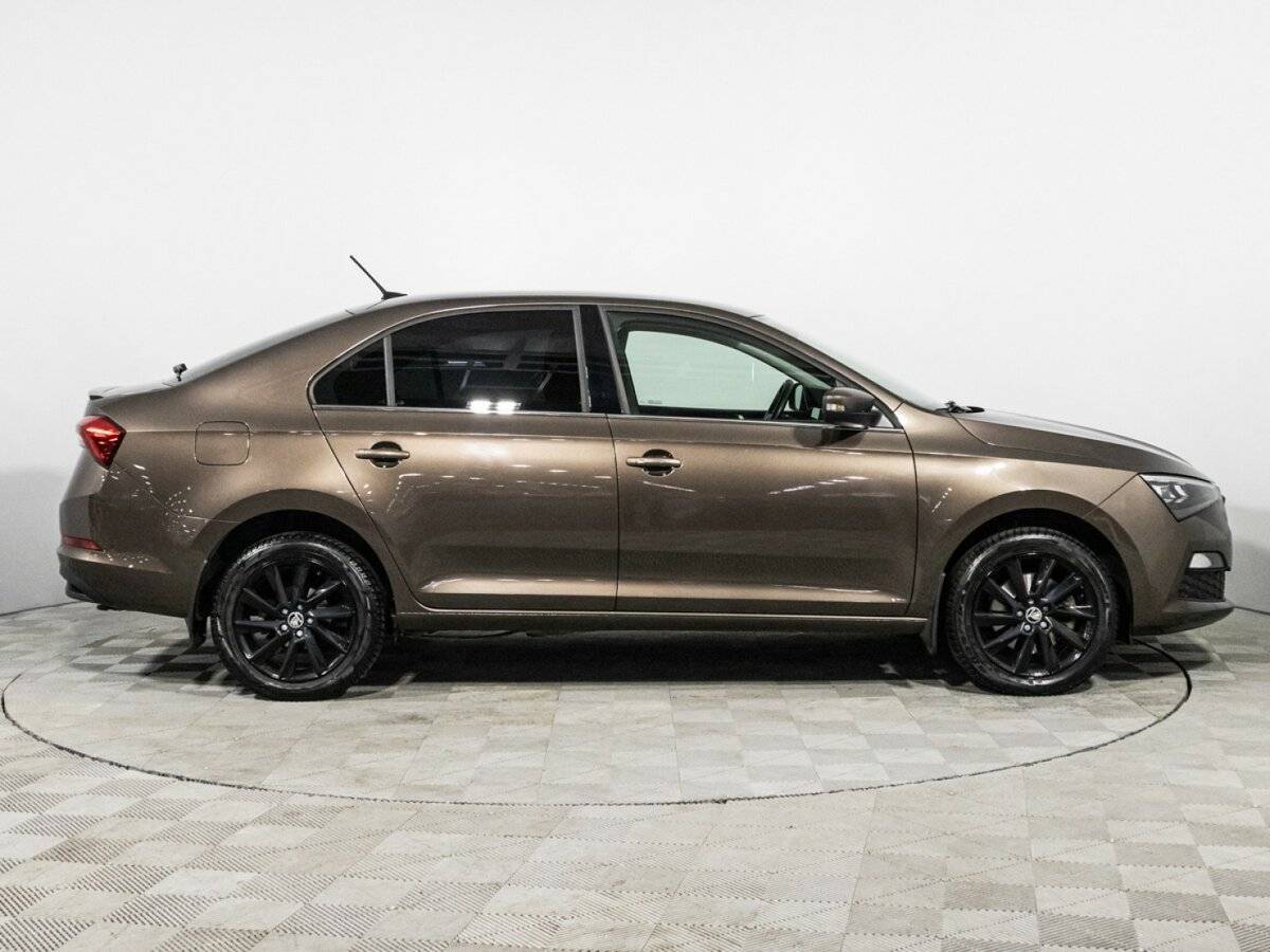 Б/У Шкода Рапид 2022 года. Фото: #3