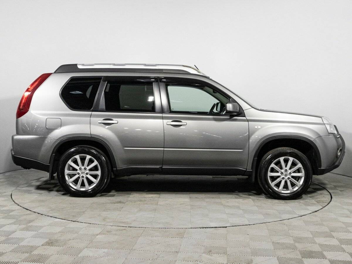 Б/У Ниссан Икс-Трейл 2013 года. Фото: #3