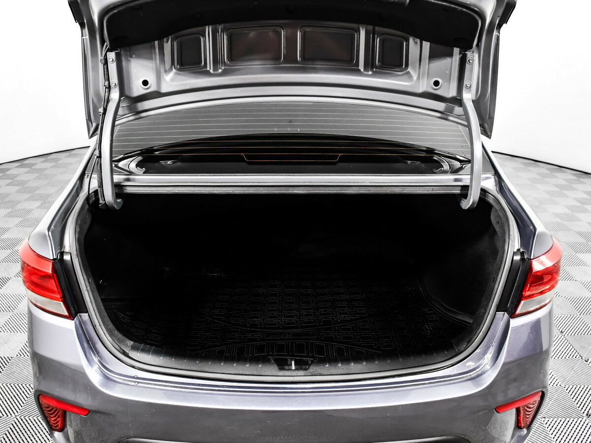 Б/У Киа Рио 2019 года. Фото: #10