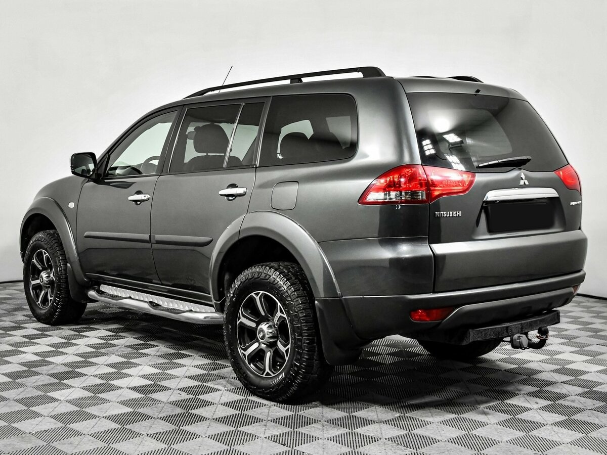 Б/У Митсубиши Паджеро Спорт 2013 года. Фото: #5