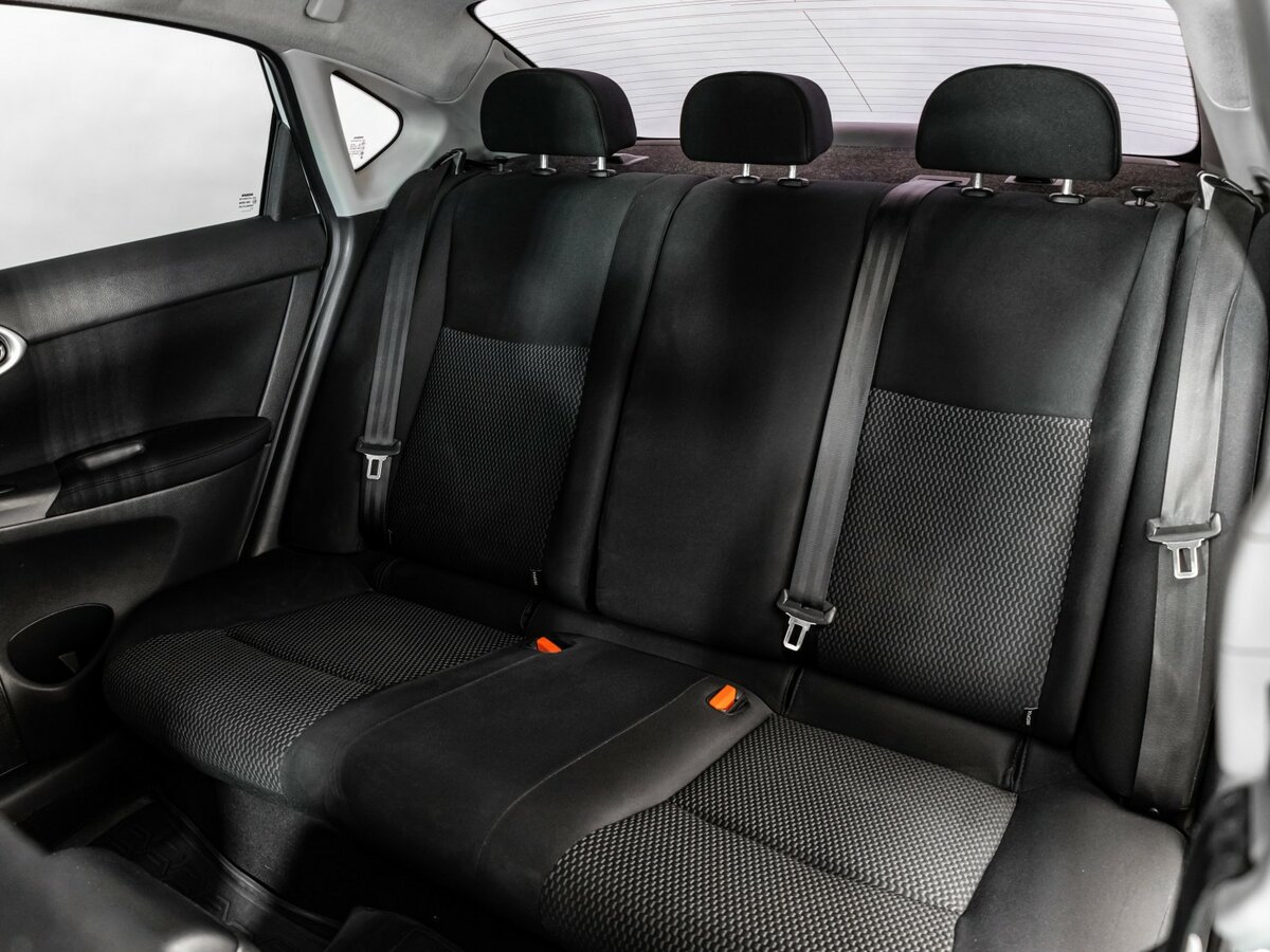 Б/У Ниссан Сентра 2015 года. Фото: #13