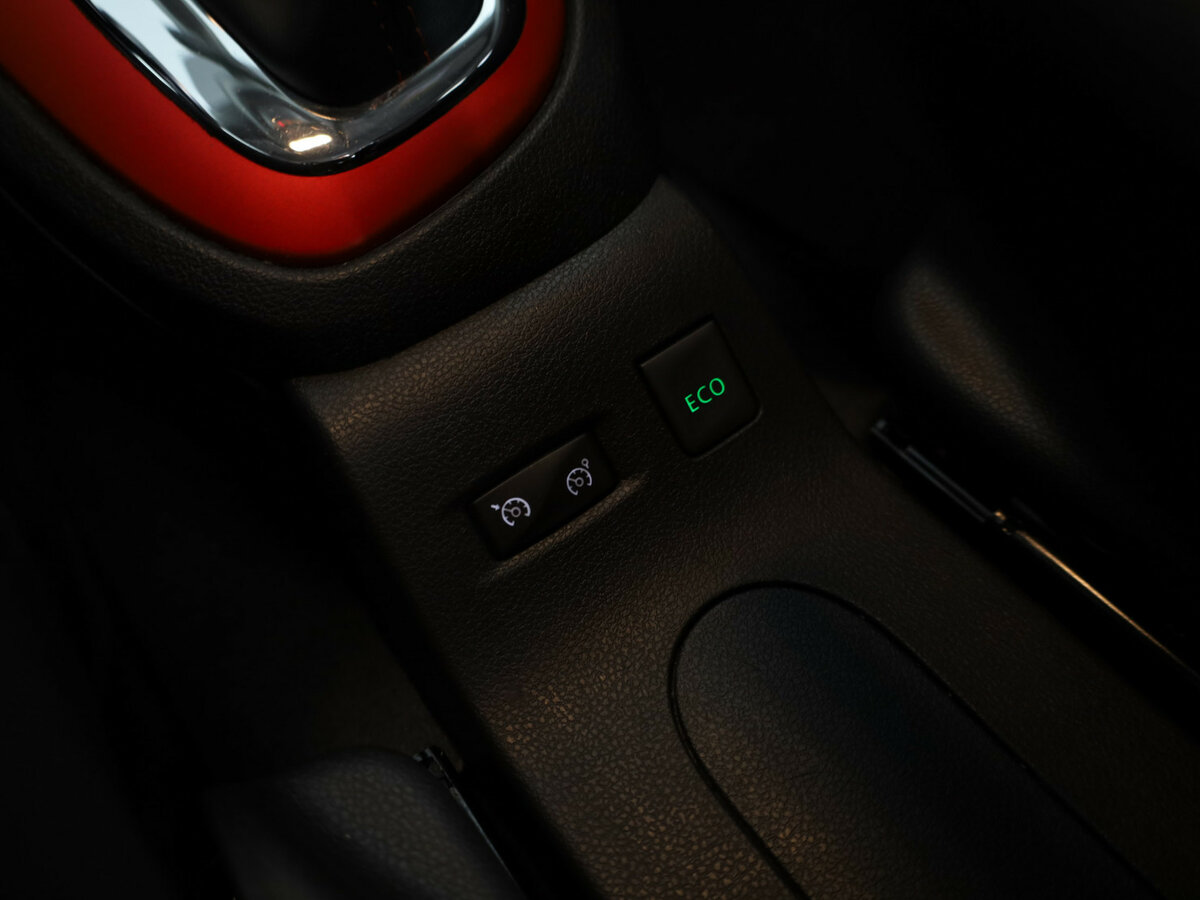 Б/У Рено Каптюр 2018 года. Фото: #23