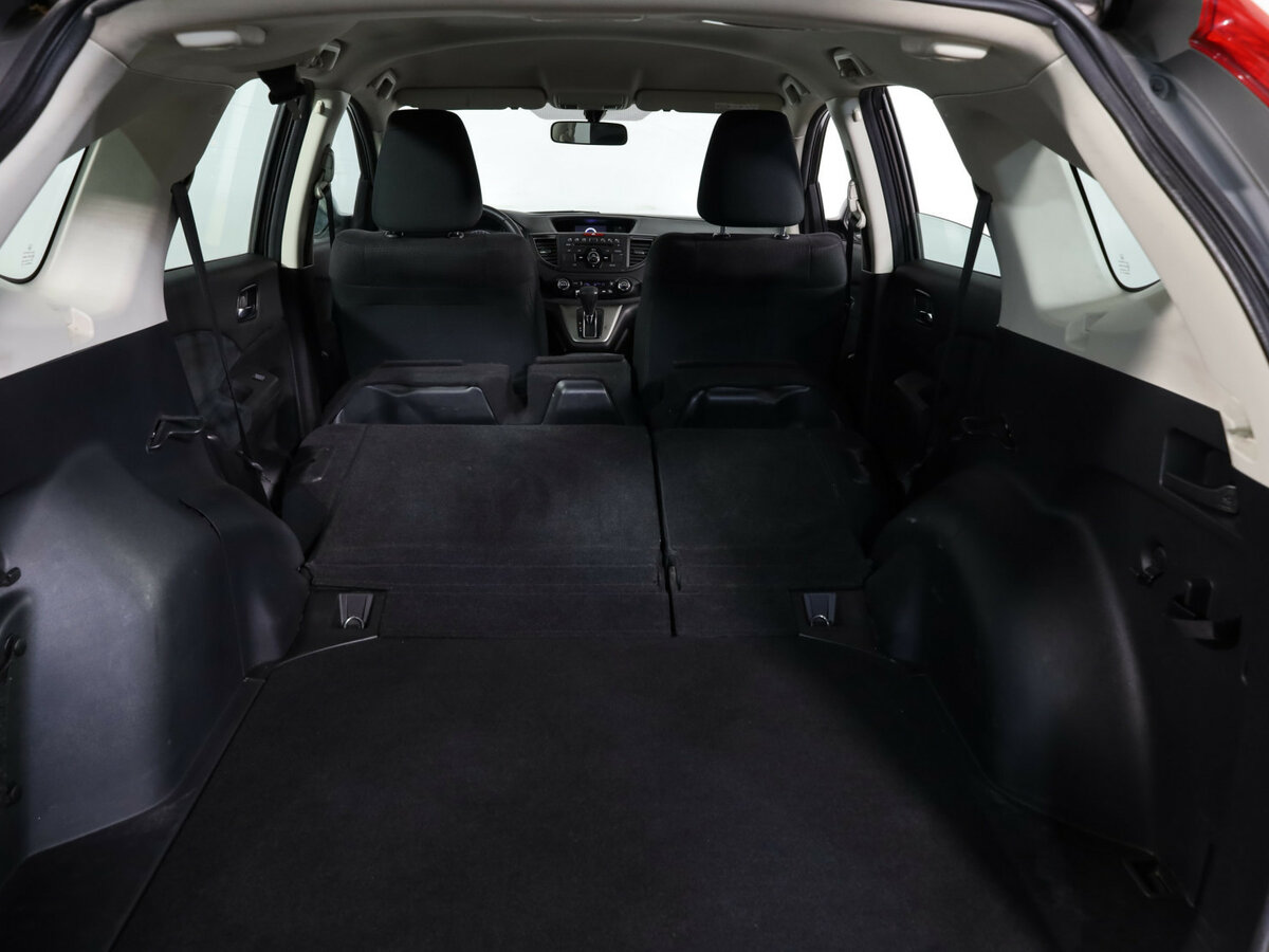 Б/У Хонда ЦР-В 2013 года. Фото: #13