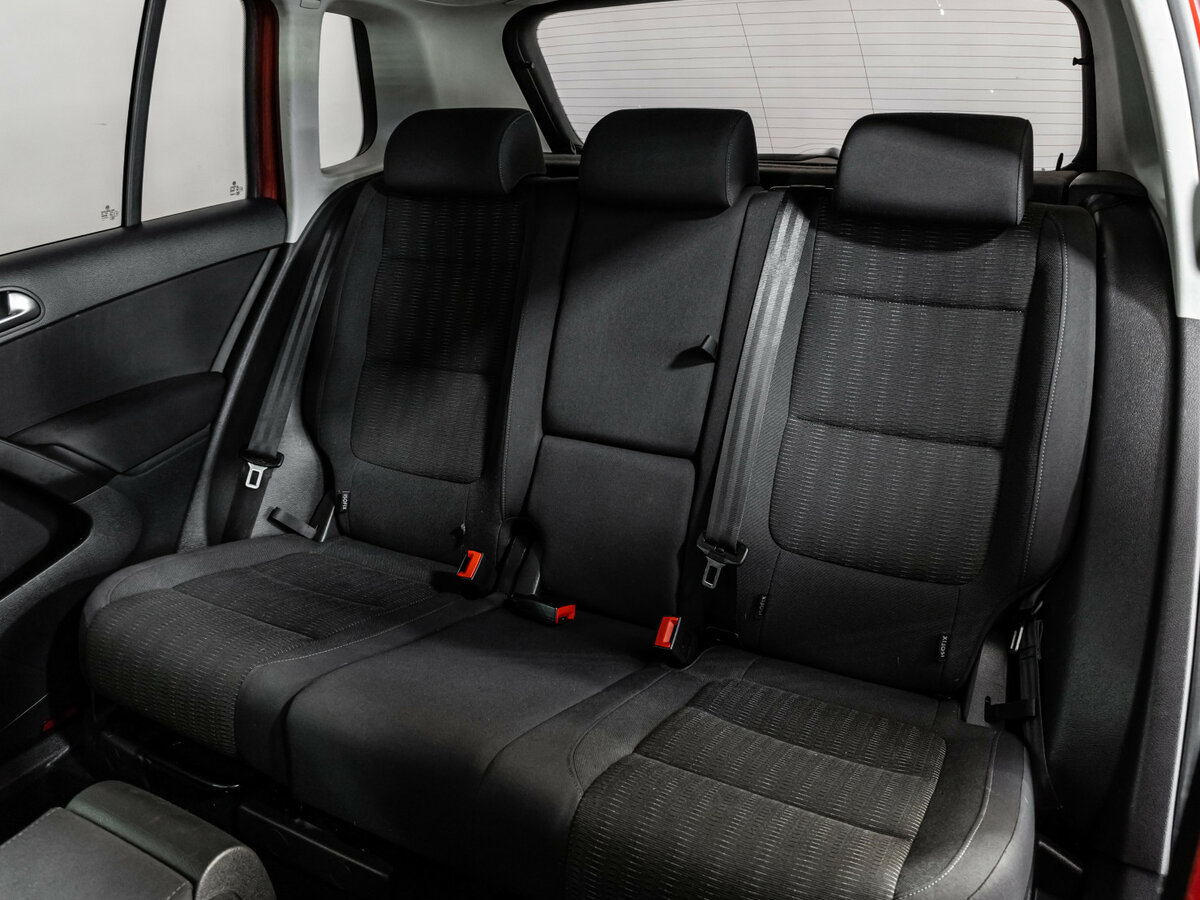 Б/У Фольксваген Тигуан 2012 года. Фото: #14