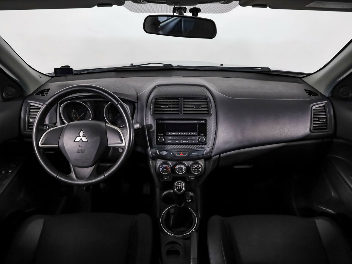 Б/У Митсубиши АС-Икс 2014 года. Фото: #7