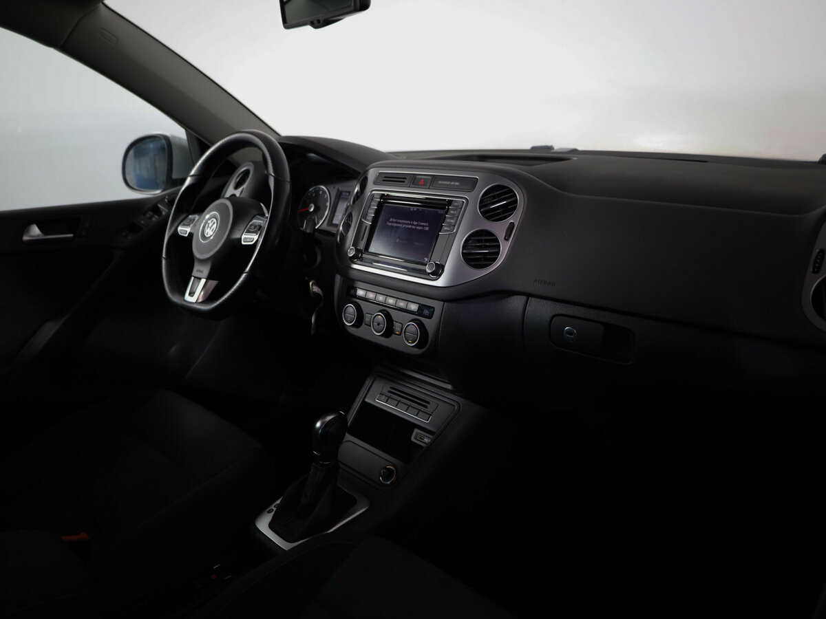 Б/У Фольксваген Тигуан 2016 года. Фото: #10