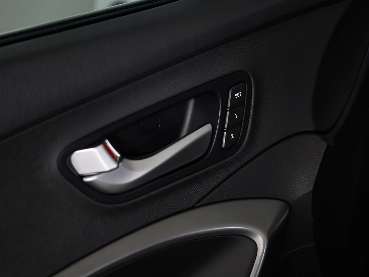 Б/У Хендай Санта Фе 2012 года. Фото: #14