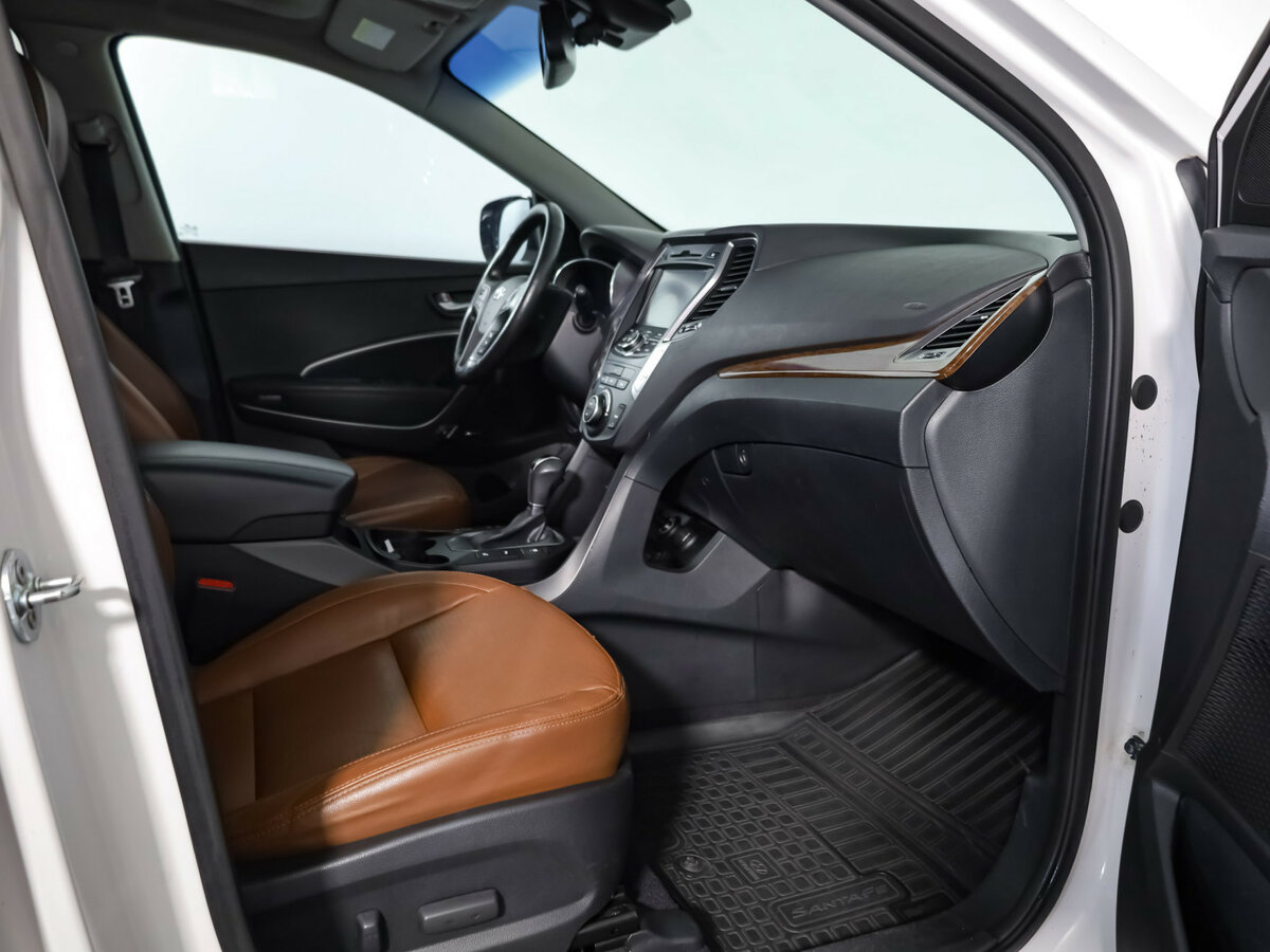 Б/У Хендай Санта Фе 2012 года. Фото: #27