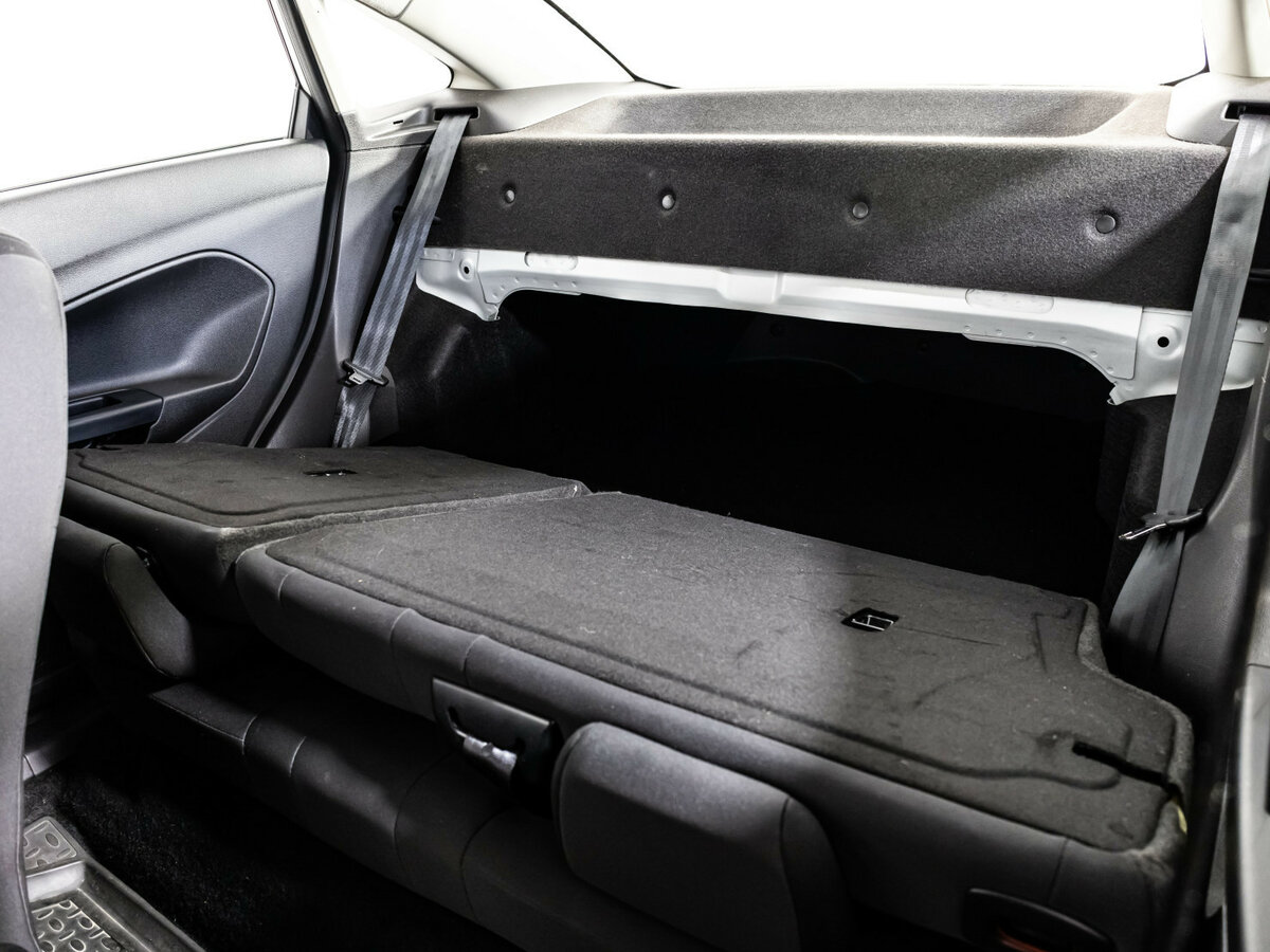 Б/У Форд Фиеста 2016 года. Фото: #14