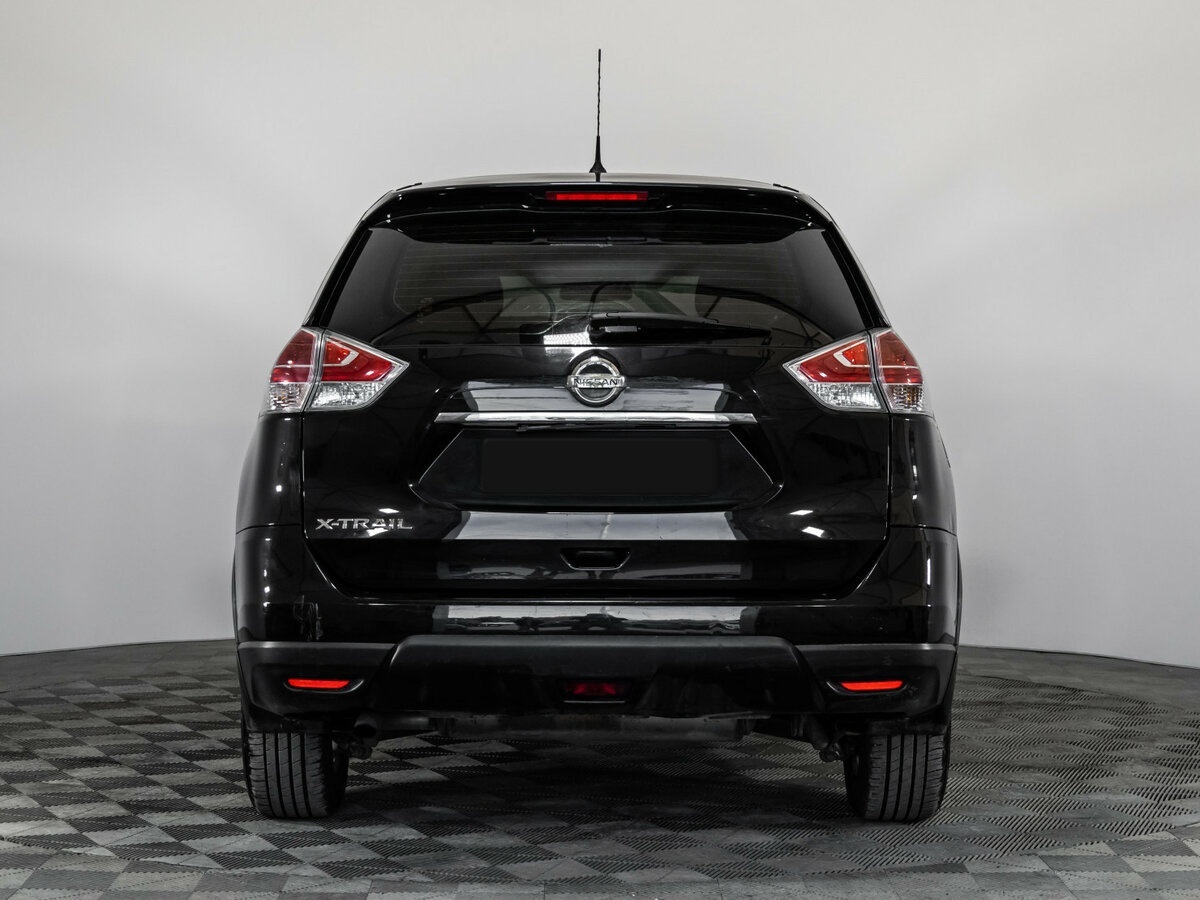 Б/У Ниссан Икс-Трейл 2016 года. Фото: #4