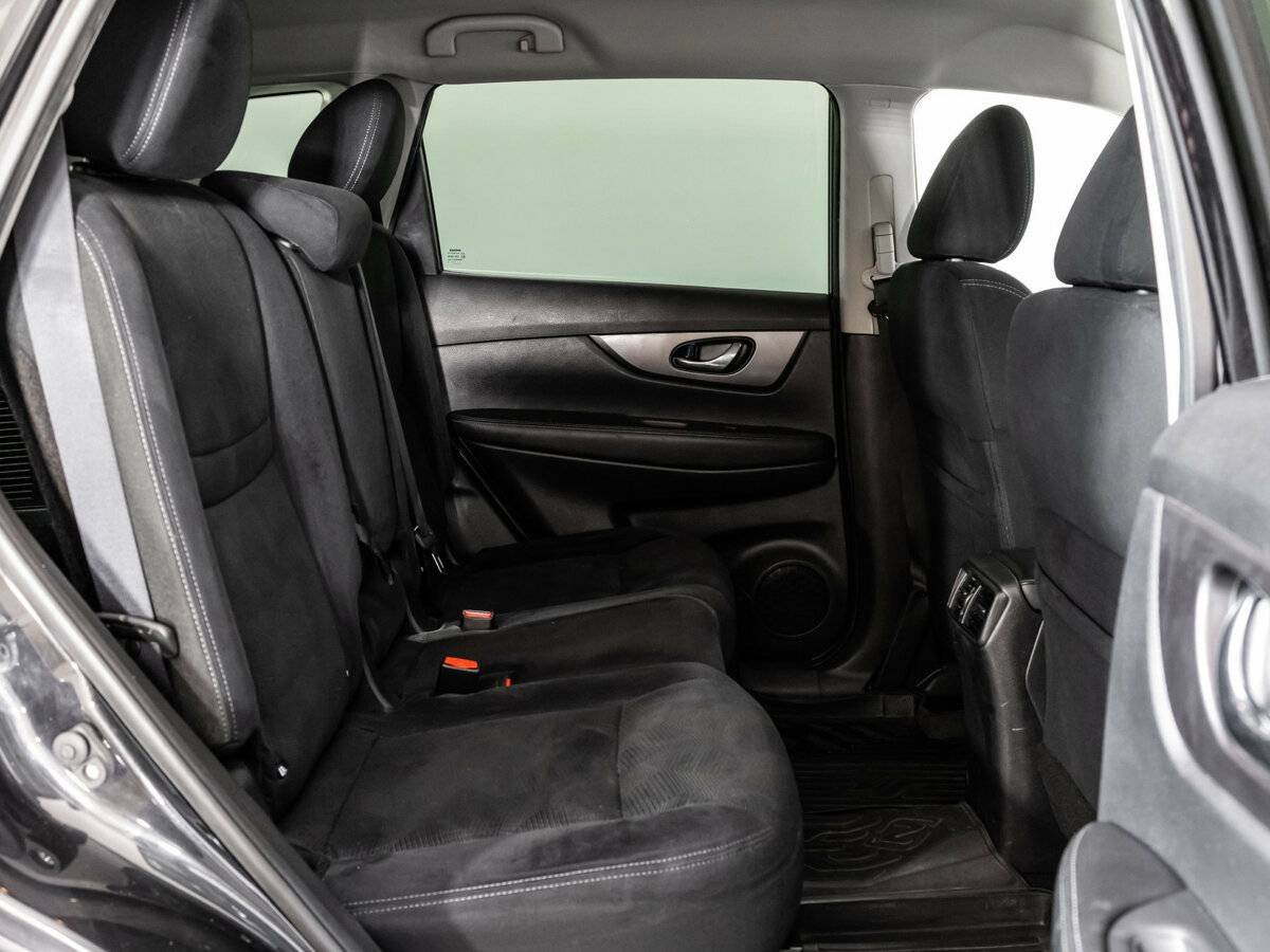 Б/У Ниссан Икс-Трейл 2016 года. Фото: #9