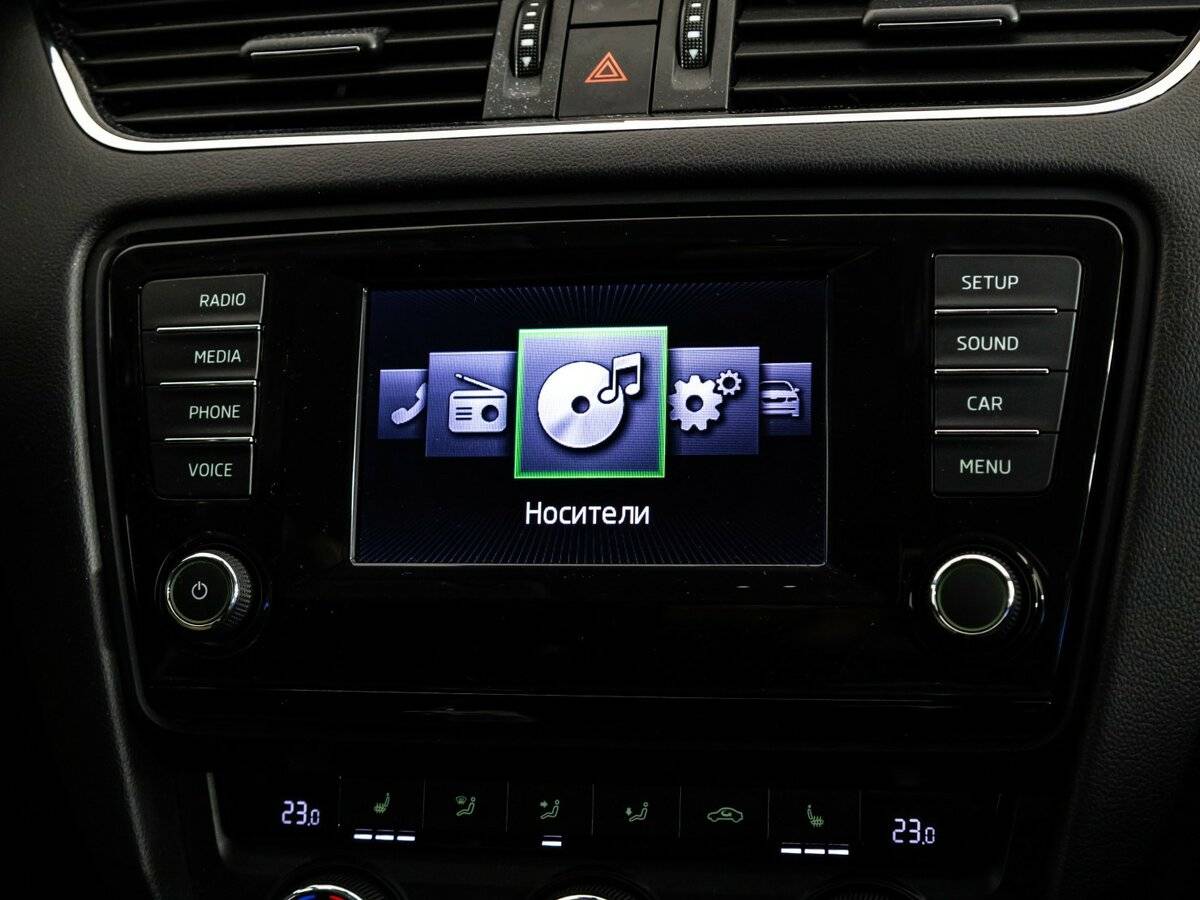 Б/У Шкода Октавия 2014 года. Фото: #11