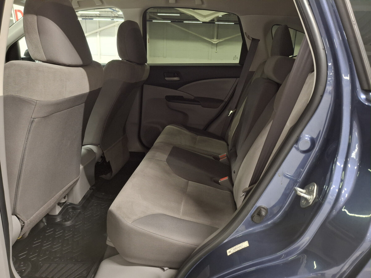 Б/У Хонда ЦР-В 2013 года. Фото: #11