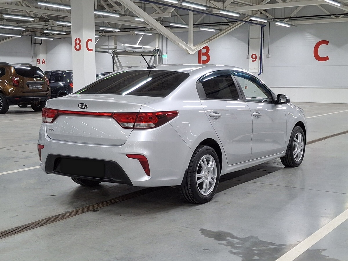 Б/У Киа Рио 2017 года. Фото: #4