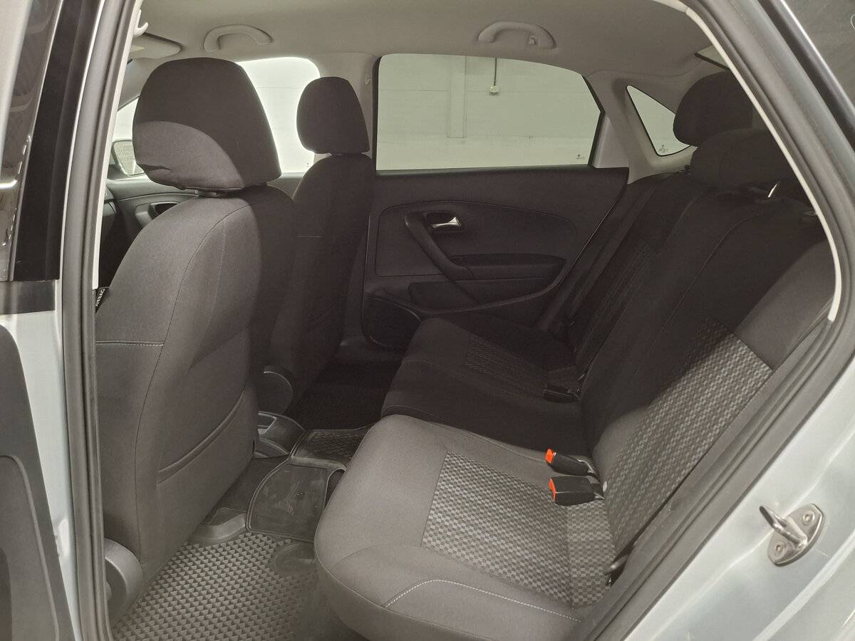 Б/У Фольксваген Поло 2016 года. Фото: #11