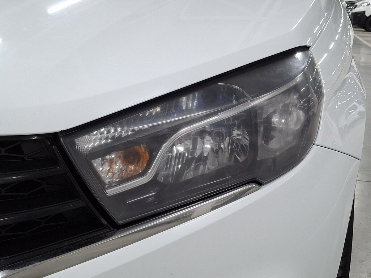 Б/У Лада (ВАЗ) Веста 2017 года. Фото: #16