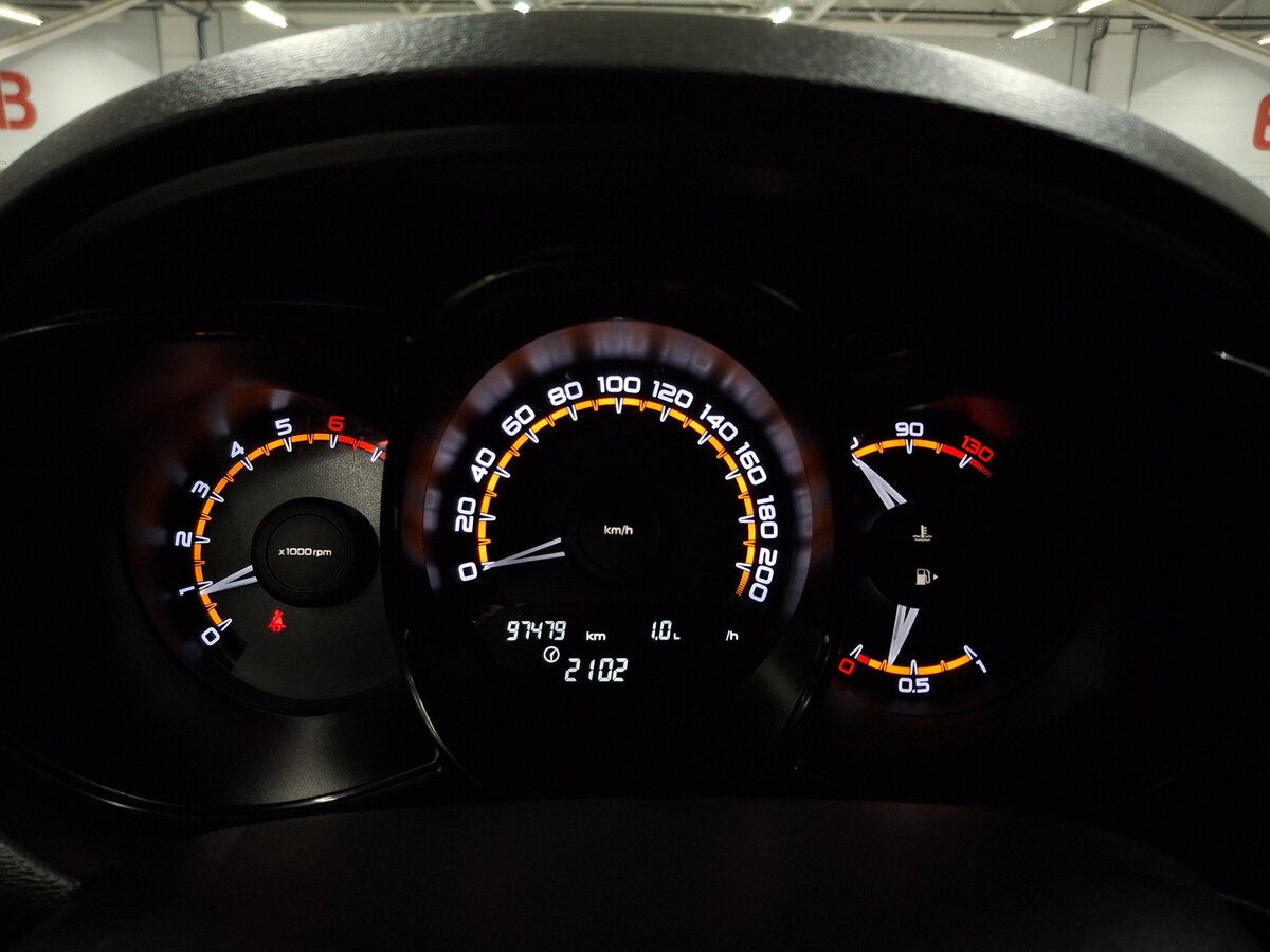 Б/У Лада (ВАЗ) Веста 2019 года. Фото: #12