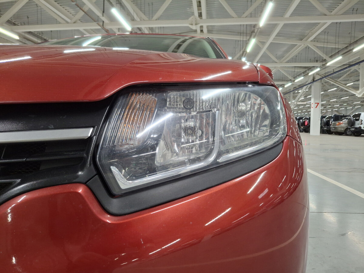 Б/У Рено Сандеро 2017 года. Фото: #16