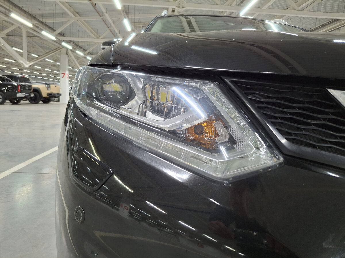 Б/У Ниссан Икс-Трейл 2015 года. Фото: #15