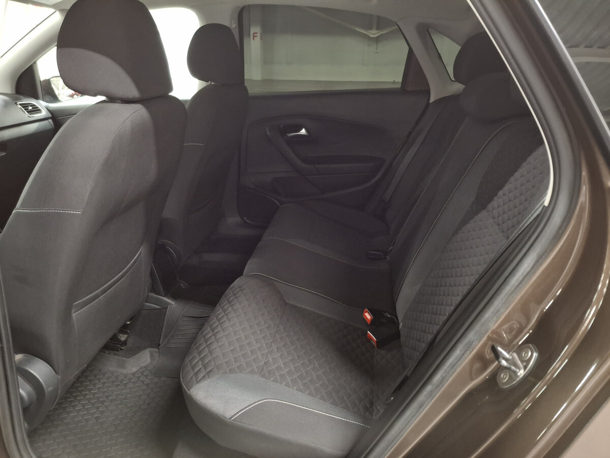 Б/У Фольксваген Поло 2018 года. Фото: #11