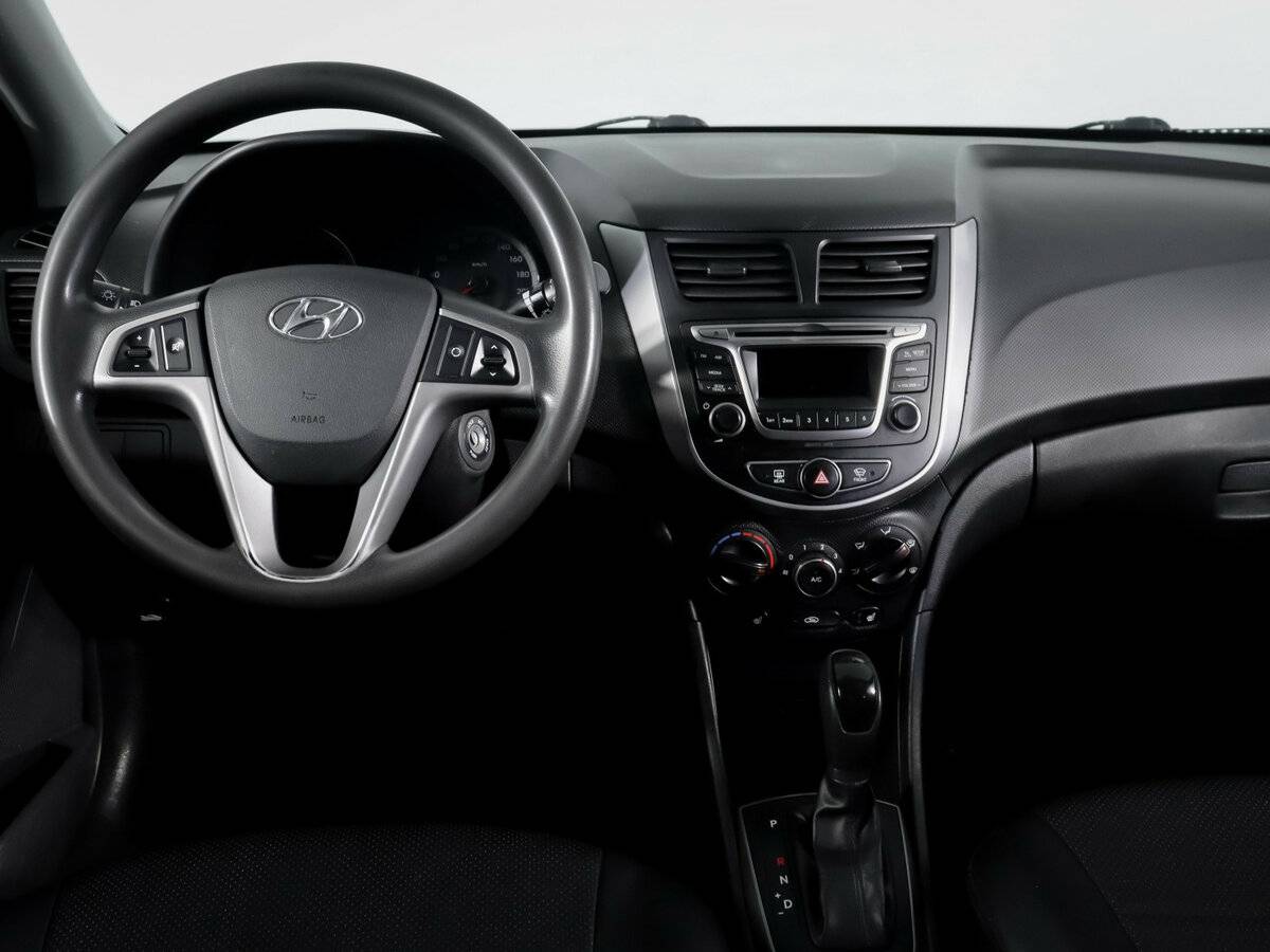 Б/У Хендай Солярис 2014 года. Фото: #9