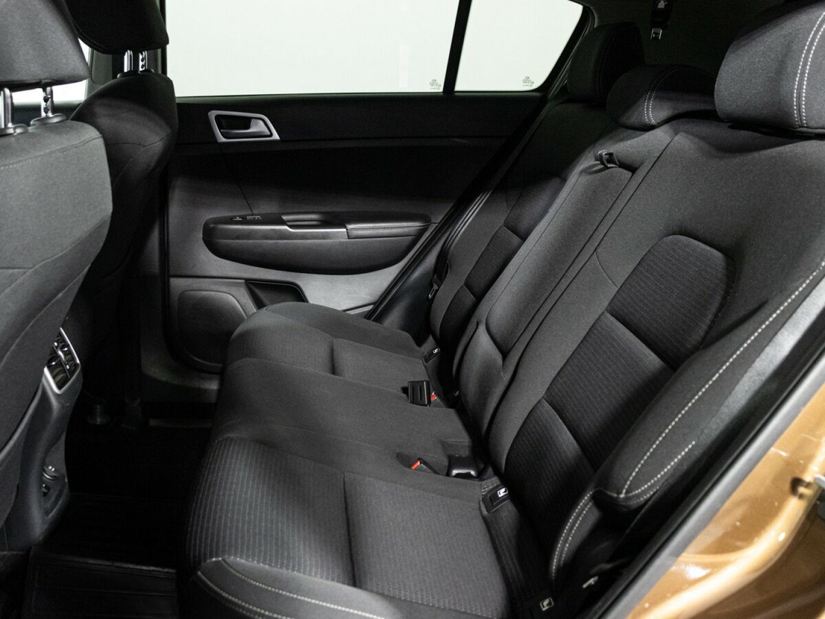 Б/У Киа Спортейдж 2016 года. Фото: #9