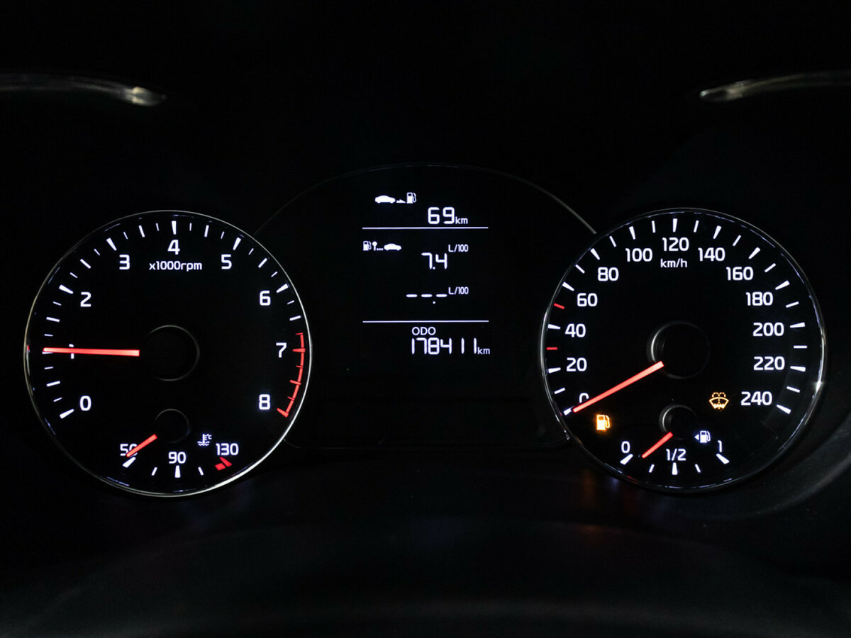 Б/У Киа Церато 2015 года. Фото: #11