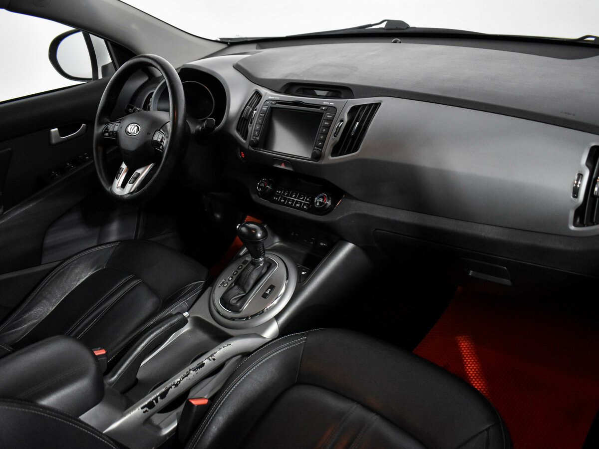 Б/У Киа Спортейдж 2016 года. Фото: #9