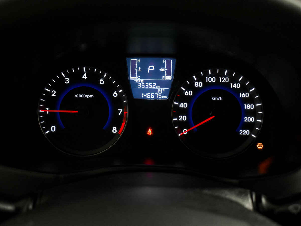 Б/У Хендай Солярис 2015 года. Фото: #16