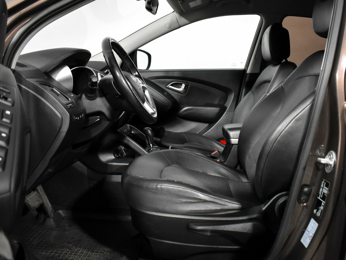 Б/У Хендай ай-икс35 2013 года. Фото: #7