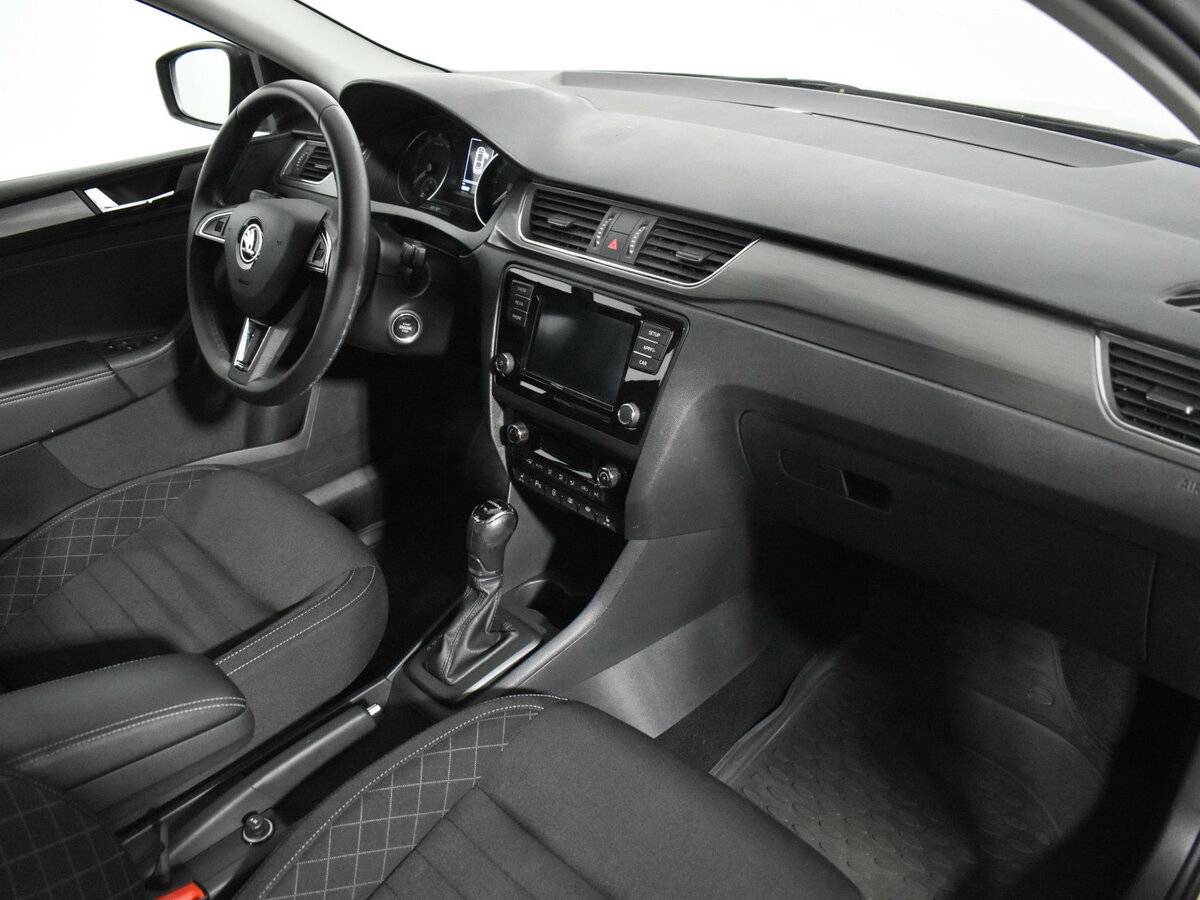 Б/У Шкода Рапид 2019 года. Фото: #13