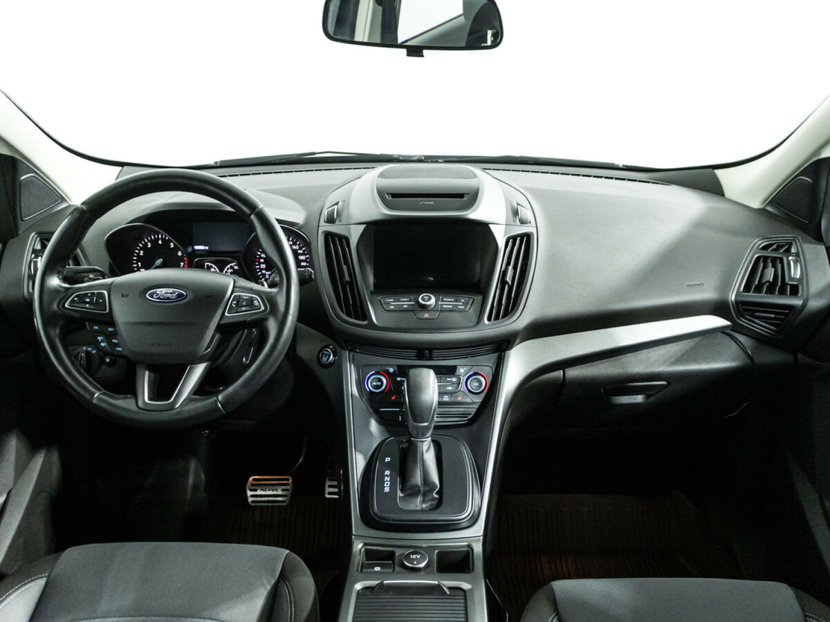 Б/У Форд Куга 2017 года. Фото: #12