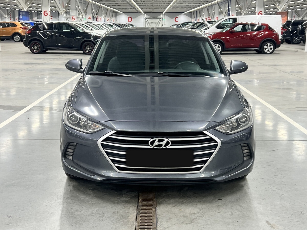 Б/У Хендай Елантра 2016 года. Фото: #1