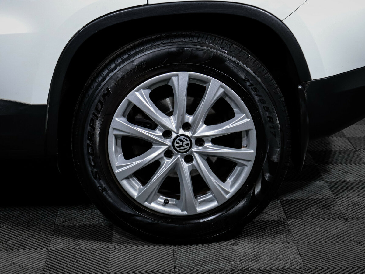 Б/У Фольксваген Тигуан 2013 года. Фото: #10