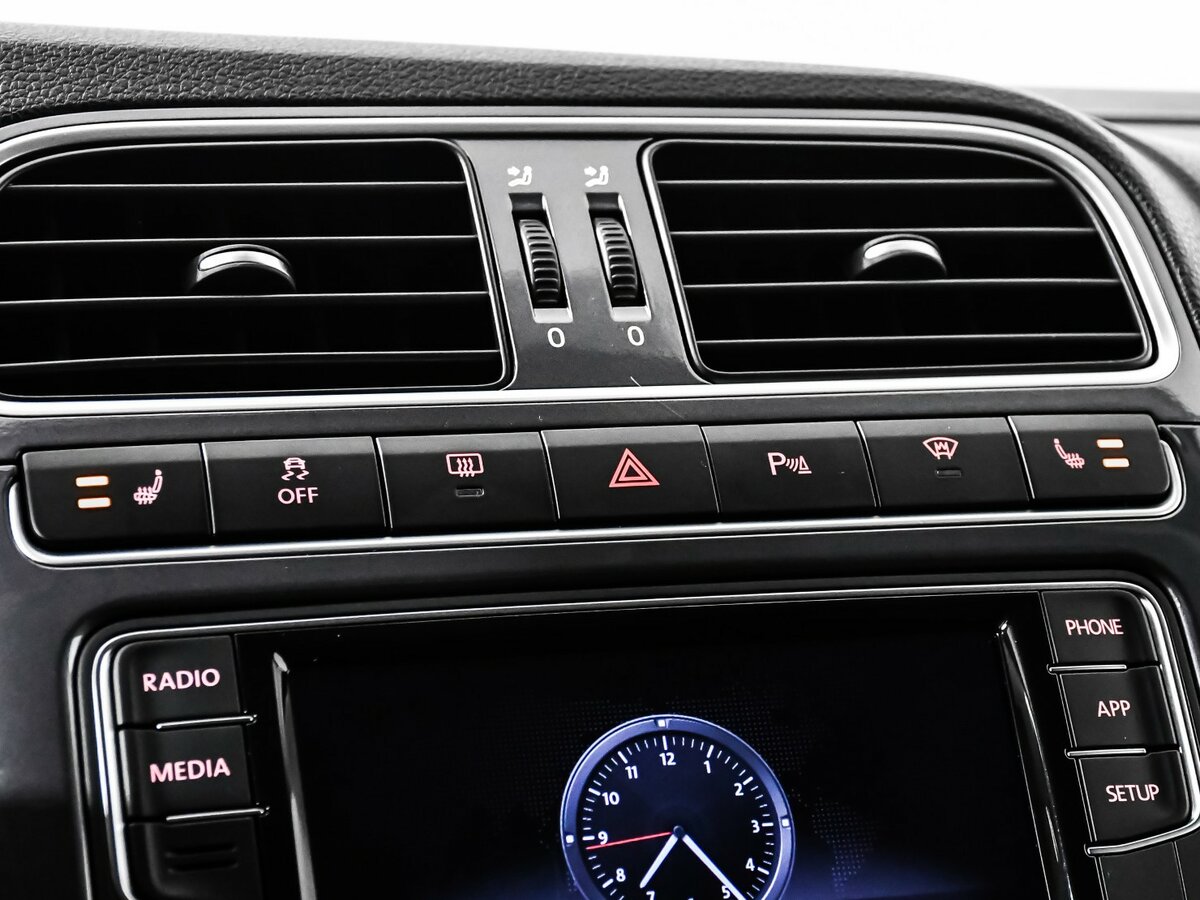 Б/У Фольксваген Поло 2018 года. Фото: #13