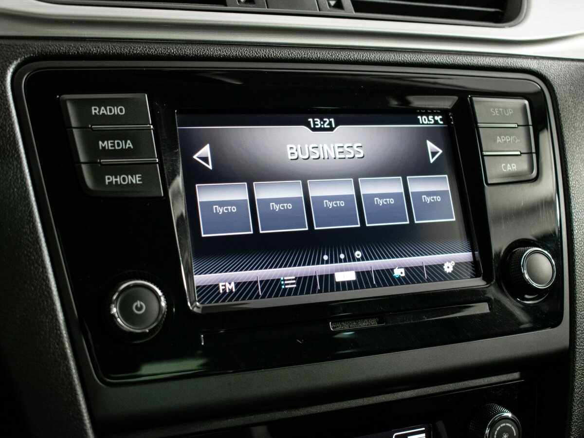 Б/У Шкода Рапид 2019 года. Фото: #12