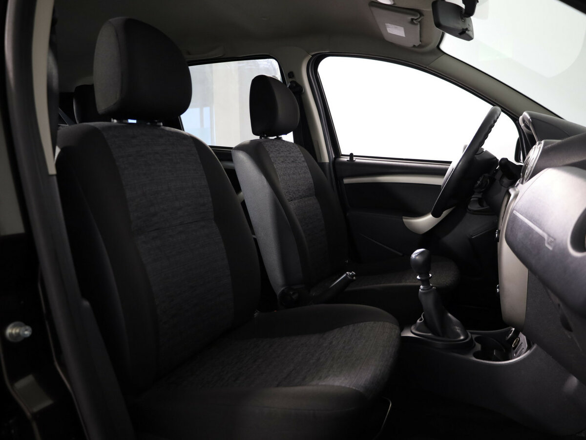 Б/У Рено Дастер 2014 года. Фото: #11