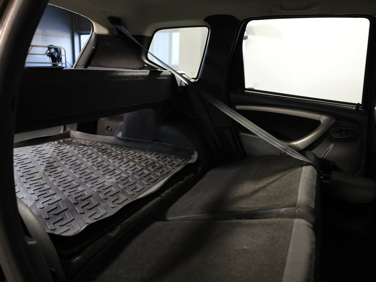 Б/У Рено Дастер 2014 года. Фото: #14