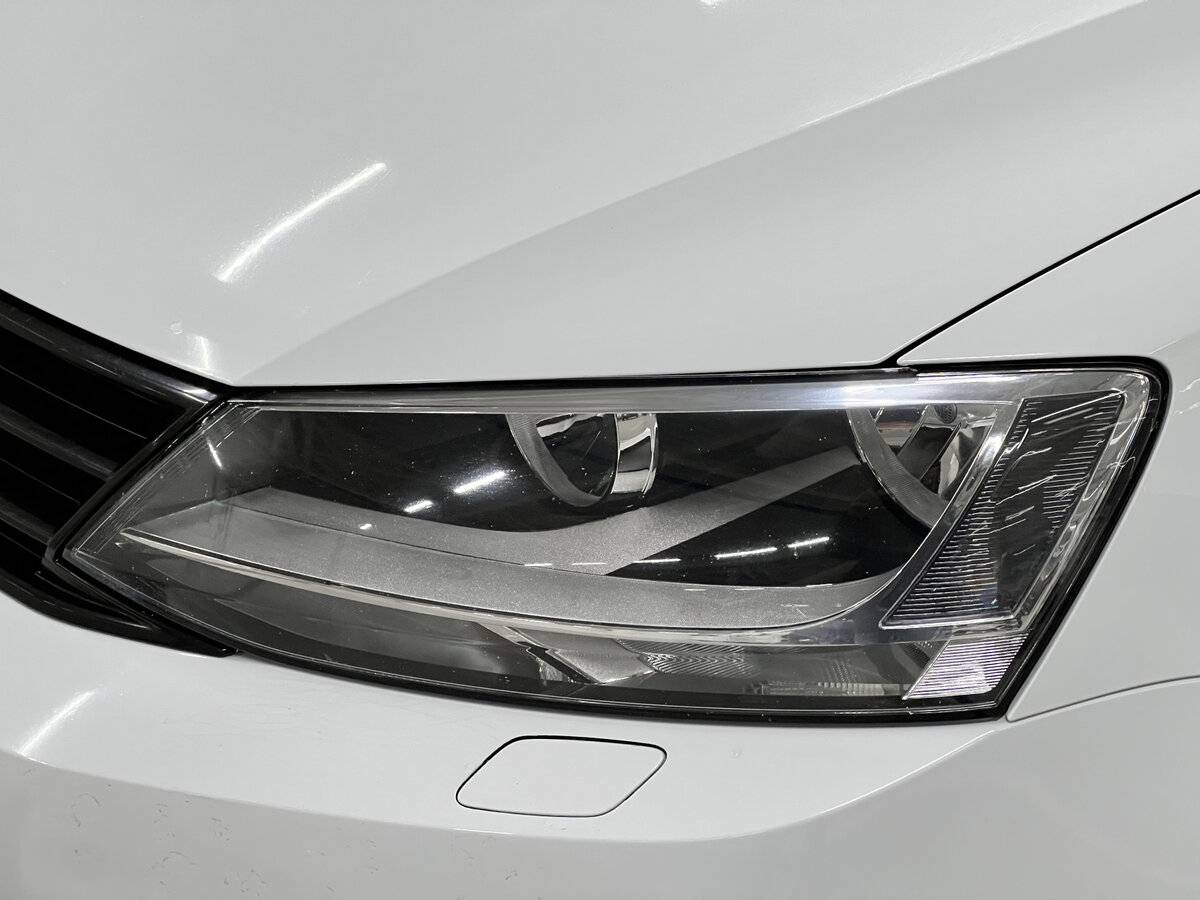 Б/У Фольксваген Джетта 2016 года. Фото: #16