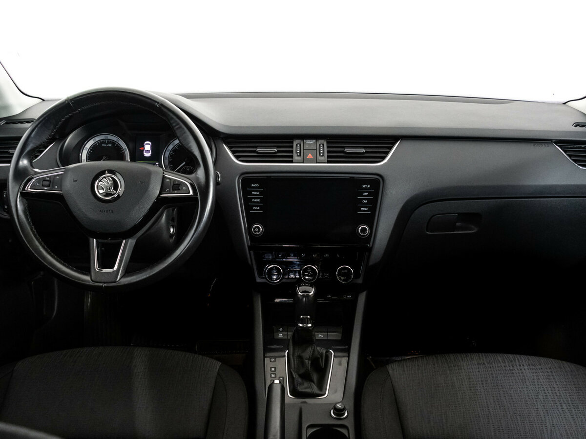 Б/У Шкода Октавия 2017 года. Фото: #7