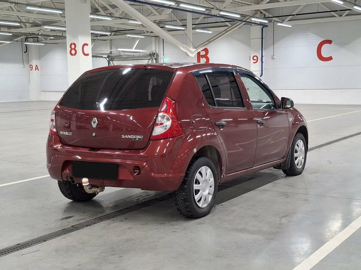 Б/У Рено Сандеро 2014 года. Фото: #4